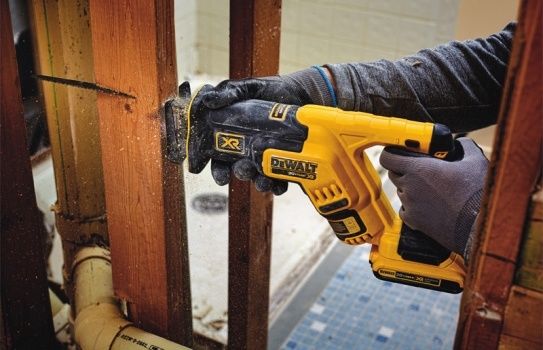 reciprocating saw reciprocating saw